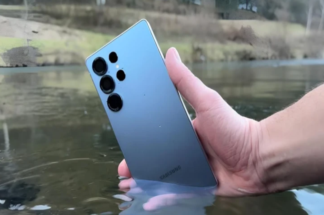 Suya davamlı ən yaxşı 6 telefon