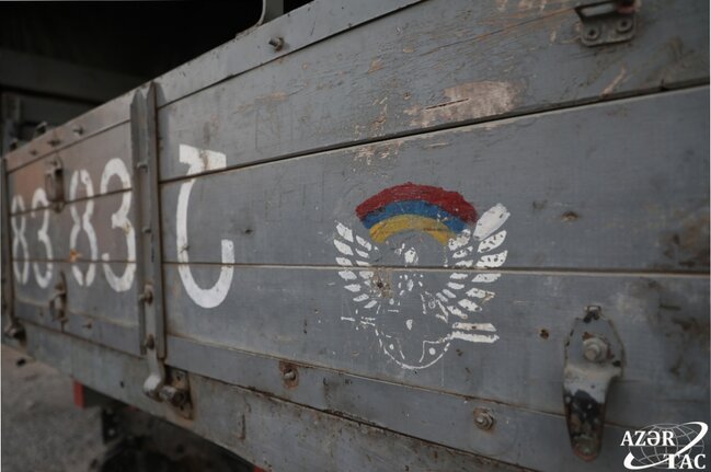 Ermənistan ordusunun daha bir neçə hərbi texnikası ələ keçirildi - FOTO