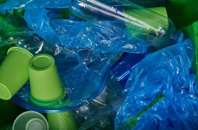 Polietilen torbalar və plastik stəkanların satışına məhdudiyyətlər qoyulur