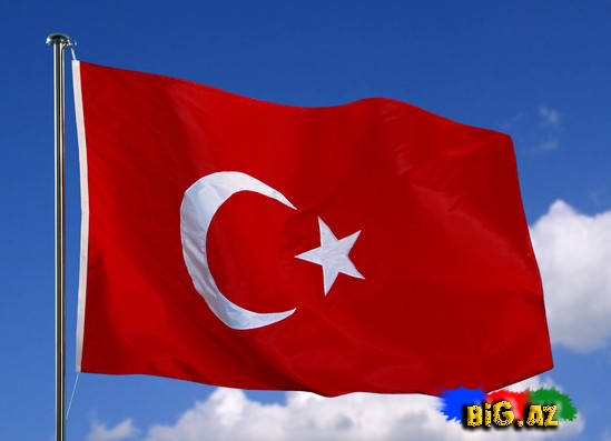 Türkiyə bayrağı təhqir olundu
