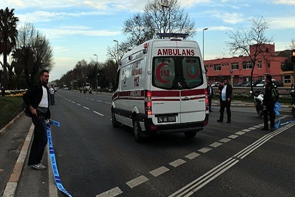 DƏHŞƏT! Turist avtobusu dərəyə aşdı: Ölənlər var – FOTO