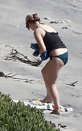 "Balıq ətli" müğənni çimərlik geyimində - FOTOLAR