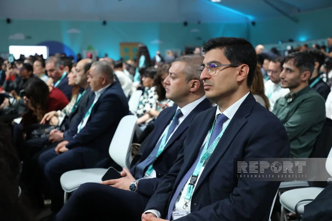 WUF13-ün birinci günü başa çatıb - FOTOLAR