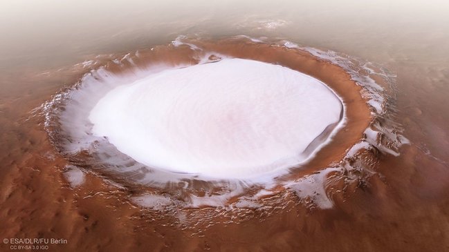 Российские ученые обнаружили "великую водяную территорию" на Марсе