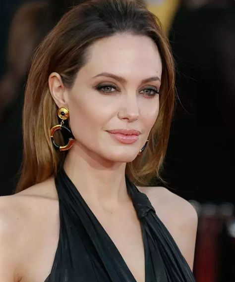 Ancelina Coli və Haluk Bilginerin oynadığı "Mariya" filmindən ilk kadrlar