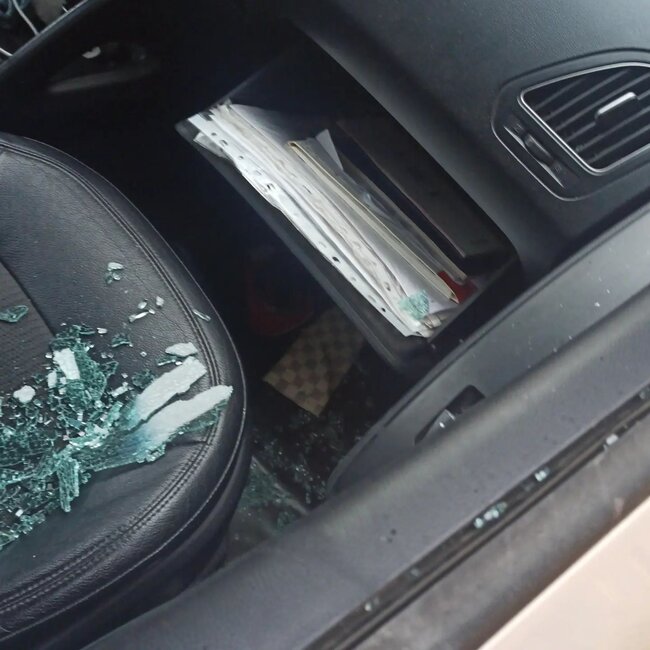 Ülviranın maşınına oğru girdi - FOTOLAR