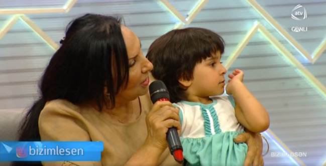 "Uşağı təhvil verərkən həmin qadına "mama" deyirdi..." - İtkin düşən Zəhra Zaurun verilişində FOTO-