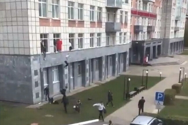 Rusiyada universitetə silahlı hücum: Ölən və yaralananlar var - VİDEO - YENİLƏNİB