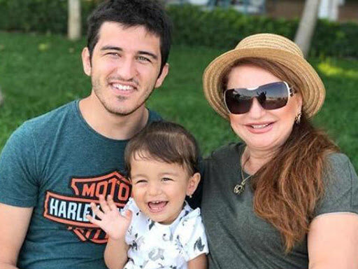 "Nəvəm mənə nənə demir" - Mələkxanım Əyyubova - VİDEO