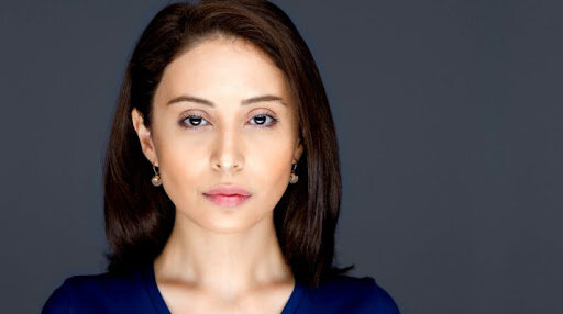 Könül güzgü qarşısında ayağını qaldırdı, izləyicilər isə...- FOTO