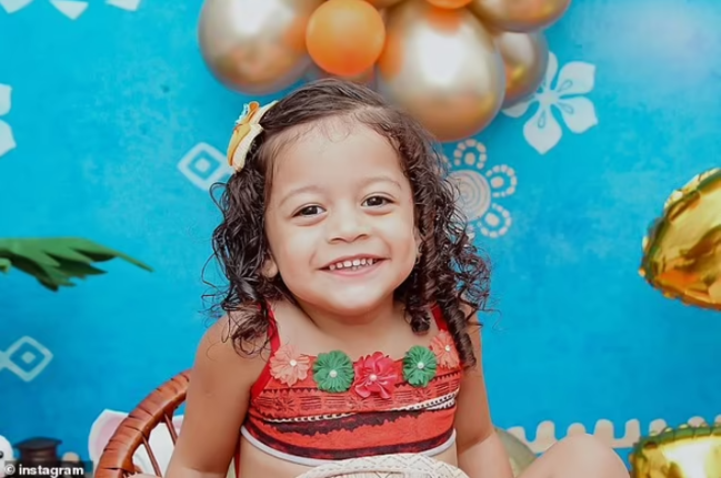 Sosial şəbəkədə baxışları ilə yadda qalırdı...Əsəbi halından əsər-əlamət qalmayıb - FOTOLAR