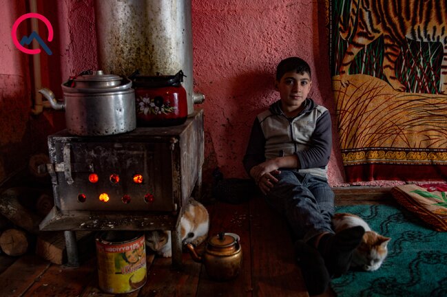 Təhsilin Diqo səviyyəsi... - Uşaq durub neyləsin?