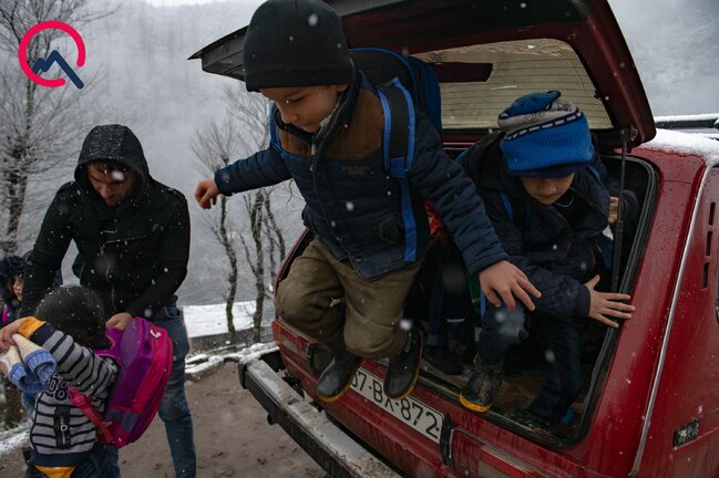 Təhsilin Diqo səviyyəsi... - Uşaq durub neyləsin?