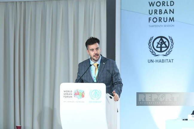 WUF13-ün birinci günü başa çatıb - FOTOLAR