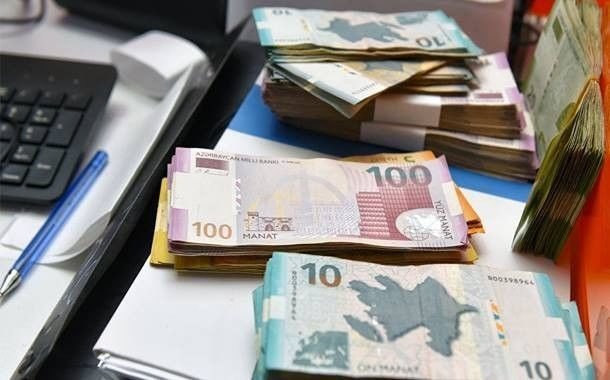 Valyuta bazarında niyə 100 milyonluq disbalans yaranıb?