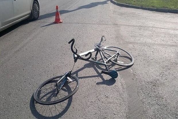 Kürdəmir sakini velosiped sürən yeznəsini avtomobillə vurdu