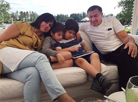 Araz Ağalarov həyat yoldaşı ilə necə tanış olub?