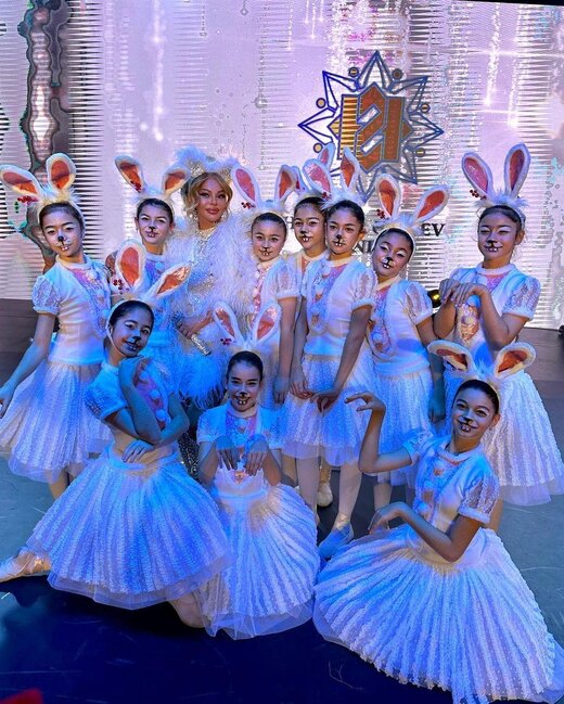 Xalq artistləri uşaqlar üçün bir araya gəldilər - FOTOLAR