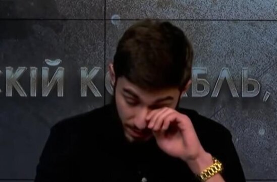 Ukraynalı aparıcı dostunun ölüm xəbərini verərəkən ağladı – VİDEO
