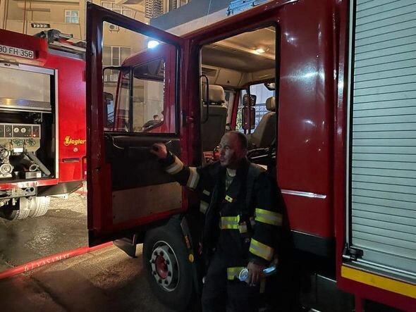 Bakıda çoxmərtəbəli yaşayış binasında yanğın söndürüldü -YENİLƏNİB + FOTO + VİDEO