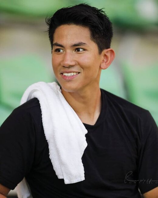 Rütbəsi leytenantdır, 20 milyard dolları var - FOTOLAR