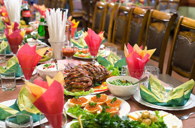 İş adamı öz restoranında zəhərləndi