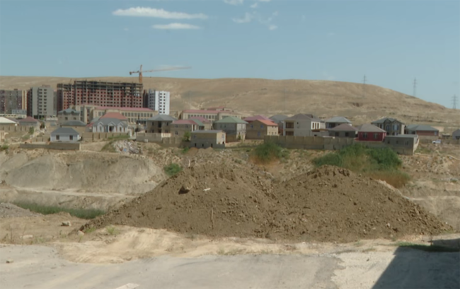 "Bu yoldan üzü o tərəfə ölümdür..." - Gecələr xüsusilə ehtiyatlı olun - Video