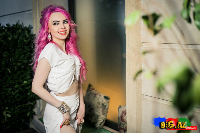 Azərbaycanlı model qüsursuz bədənini göstərdi - FOTOSESSİYA