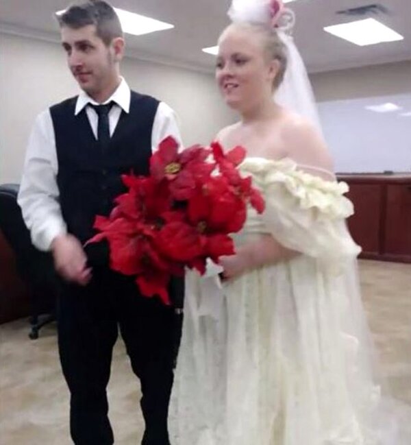 Gənc cütlük nikahdan cəmi 5 dəqiqə sonra öldü- FOTOLAR