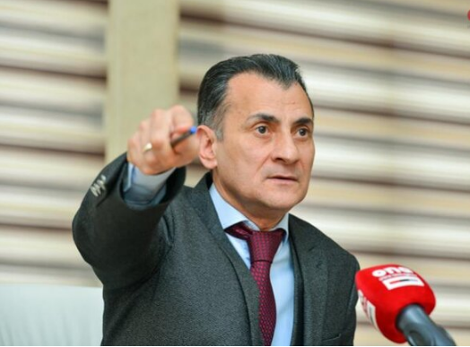 Mir Şahin deputat Cavanşir Feyziyevi üzr istəməyə çağırdı — VİDEO