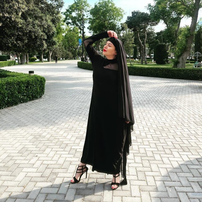 Zümrüdün bu fotoları diqqət çəkdi