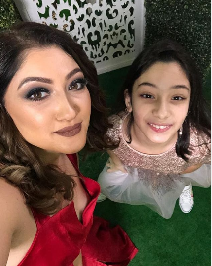 Məşhur aparıcı qızı ilə şəklini paylaşdı, hamı təəccübləndi - FOTO